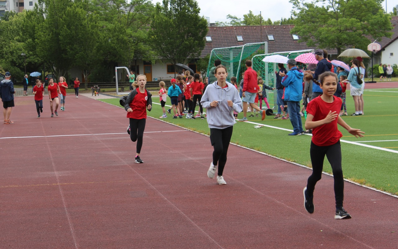 /img/gallery/2024/sportfest/Groß (IMG_3534).jpeg